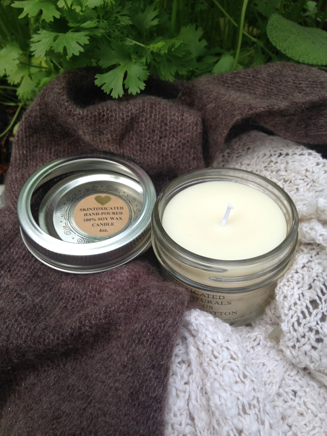 Candle Naturals / Hand-poured